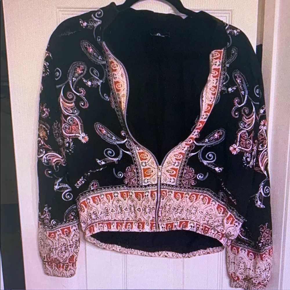 Black Paisley Zip-Up Jacket